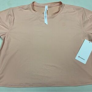 NWT Lululemon Womens Lightweight Tennis Crewneck T-shirt Hot heat Size 10
